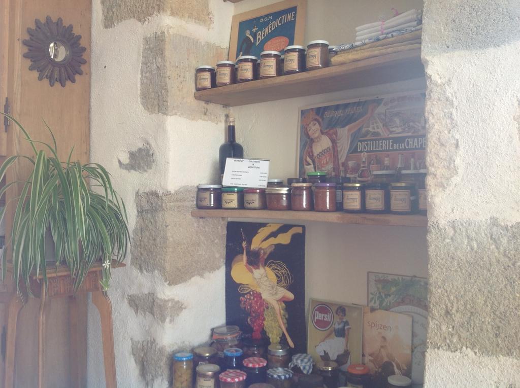 Avec Plaisir Bed & Breakfast Saint-Plaisir Екстериор снимка
