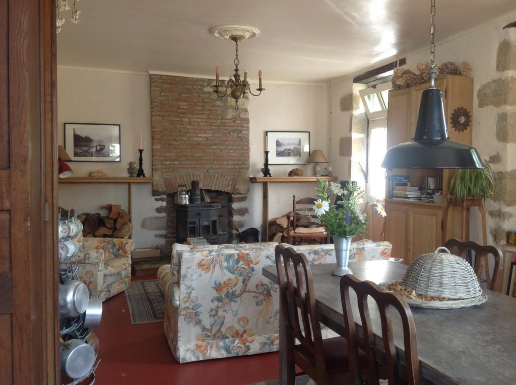 Avec Plaisir Bed & Breakfast Saint-Plaisir Екстериор снимка