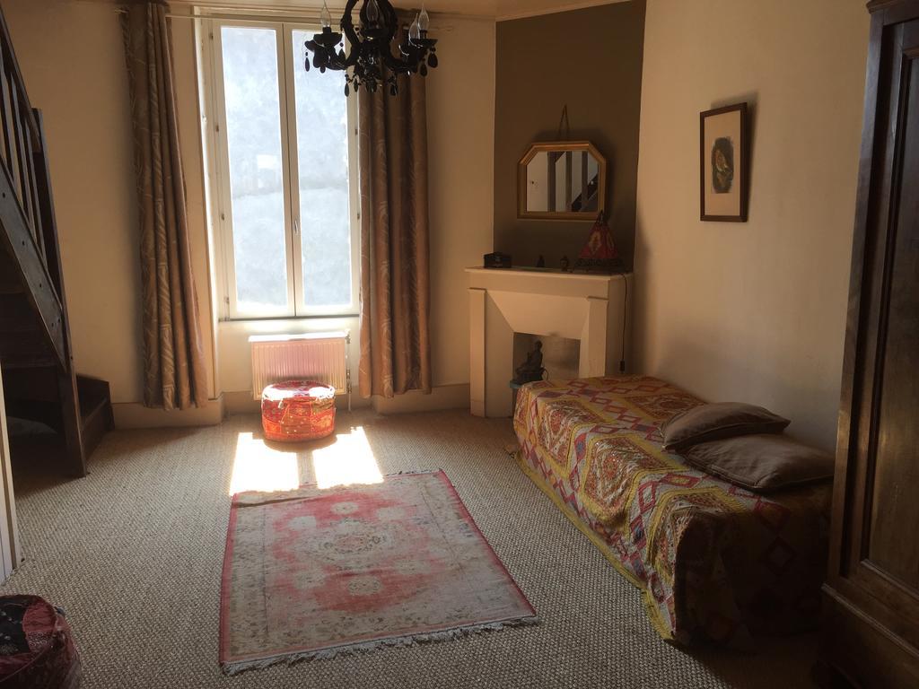 Avec Plaisir Bed & Breakfast Saint-Plaisir Екстериор снимка