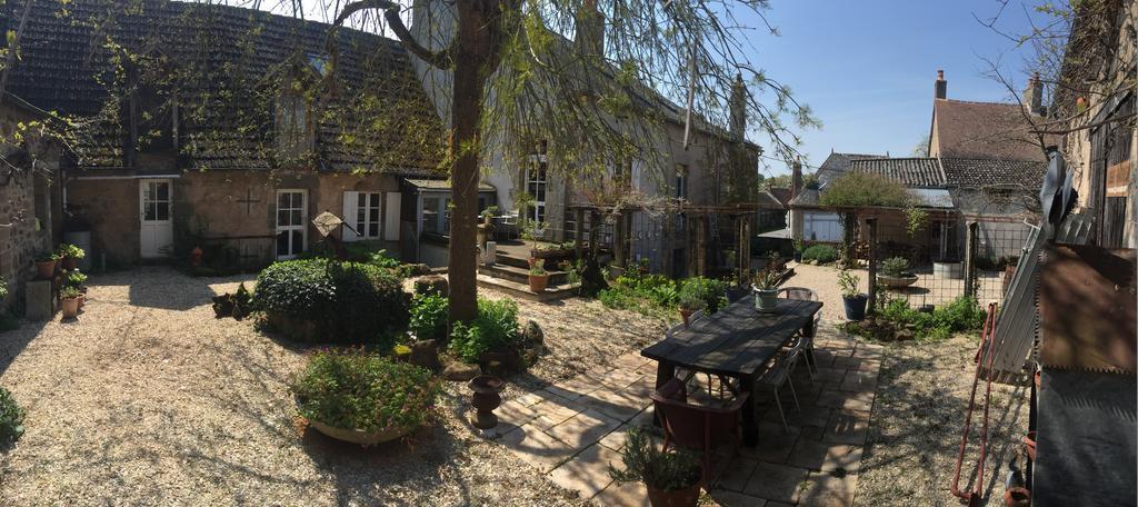 Avec Plaisir Bed & Breakfast Saint-Plaisir Екстериор снимка